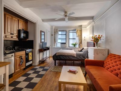 457 W 57th St #412, New York, NY, 10019