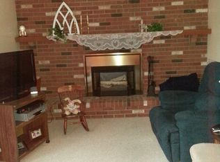 4567 Ashbury Park Dr, North Olmsted, OH 44070