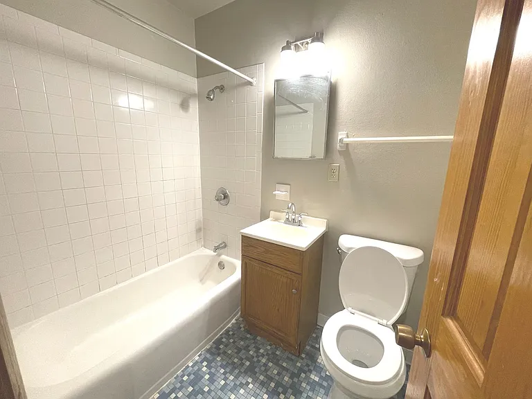 1112 Knapp — Photo 23
