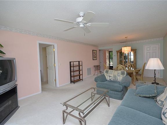 4th image of 19029 Us Highway 19 N APT 2-19