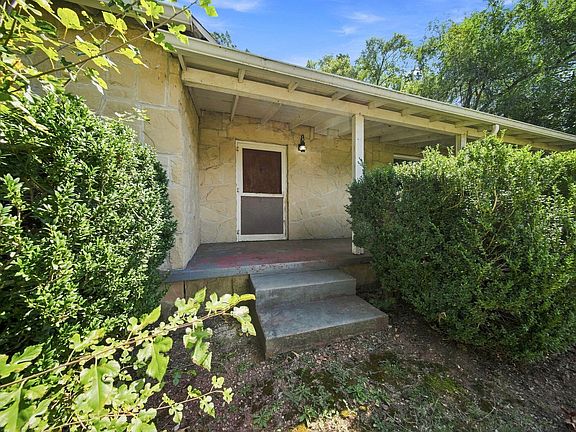 4th image of 3001 N Weaver Road