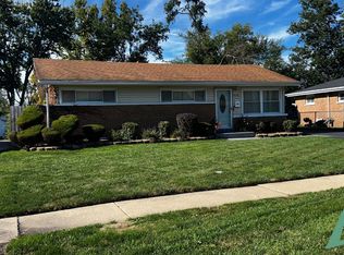 16158 Sussex Ct, Markham, IL 60428
