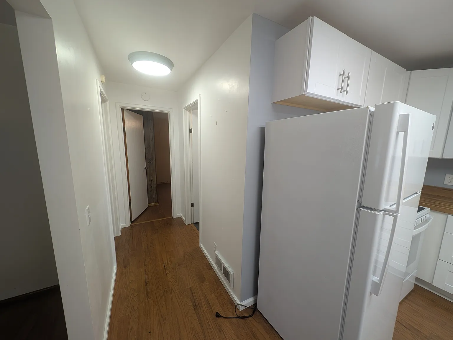 2 bed, 768 sqft, $1,450 — Photo 4