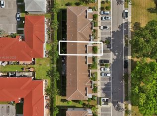 887 NE 211th St #887, Miami, FL 33179