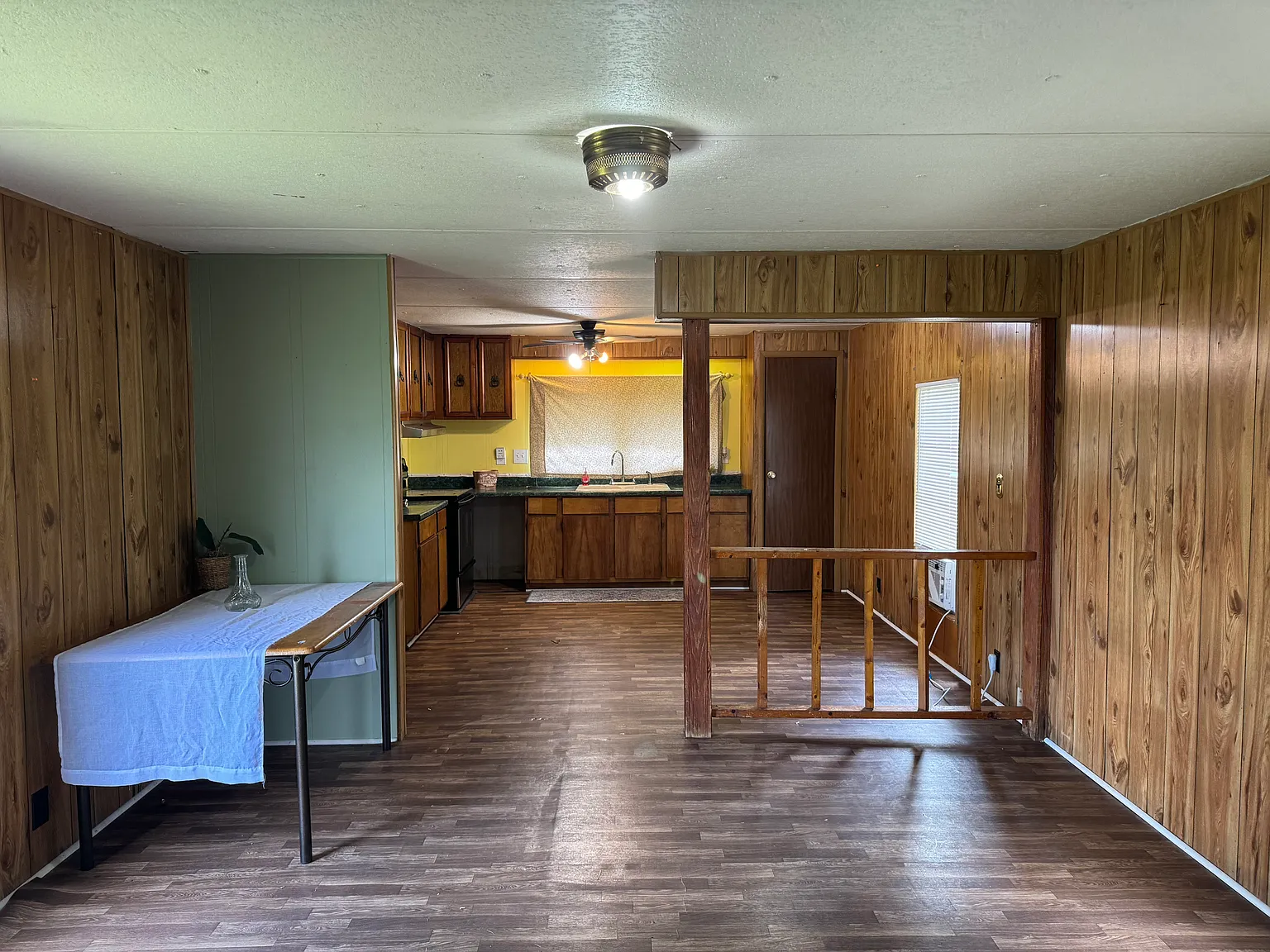 2 bed, 1000 sqft, $725 — Photo 2