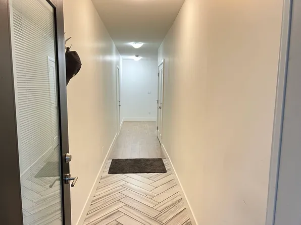 13250 16th Ave, Surrey, BC V4A 1P3