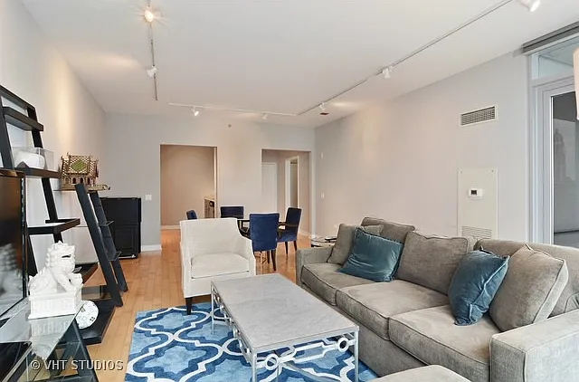 8 E Randolph St #3103 — Photo 1
