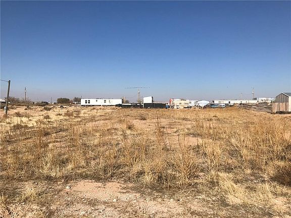 2nd image of 15049 Colonia Campo Dr