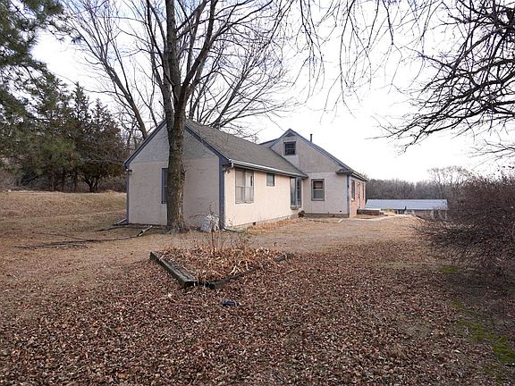 5th image of 2308 Lockwood Pl