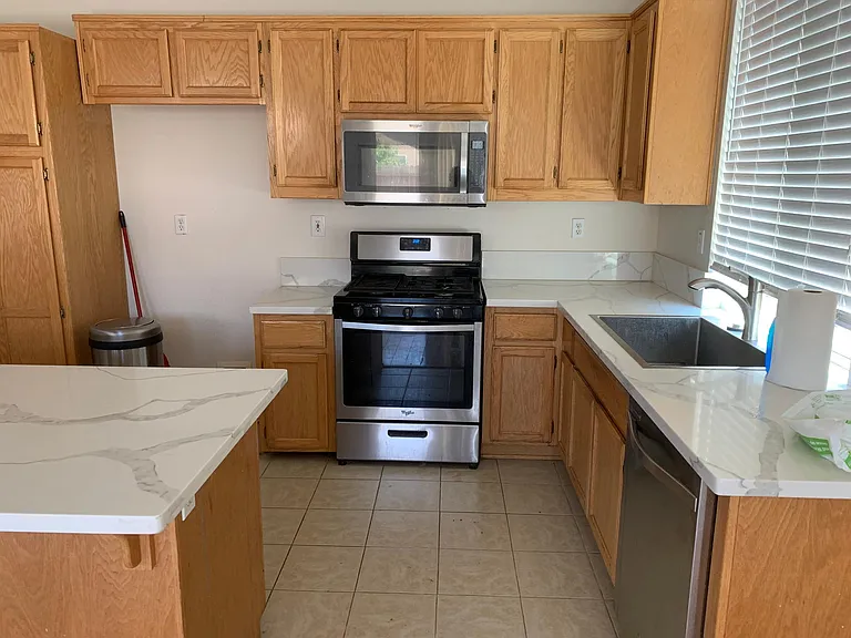 9017 Luken Ct — Photo 11