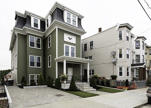 5th image of 214-216 E Eagle St