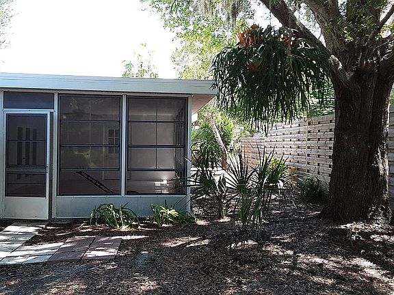 Fenced private yard 