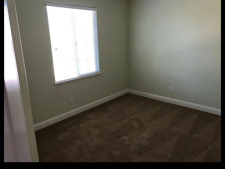 529 Bramblewood Ave — Photo 17