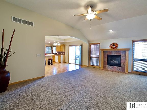 2nd image of 7902 S 75th Ave
