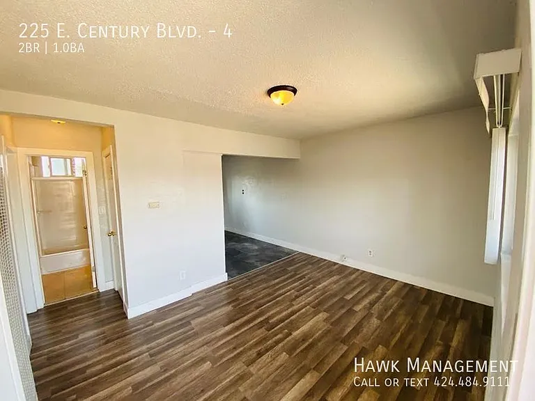 225 E Century Blvd #4 — Photo 19