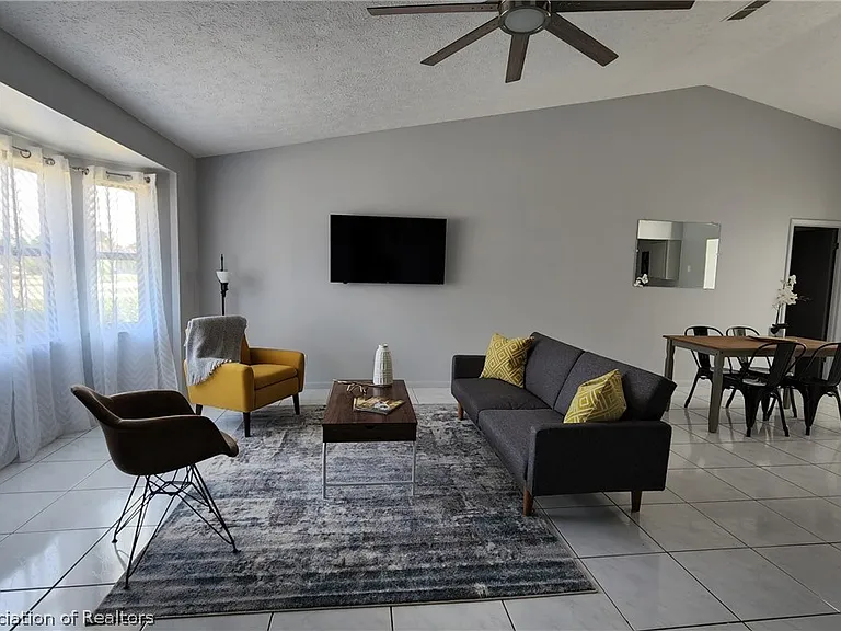 4428 Mercado Dr — Photo 4