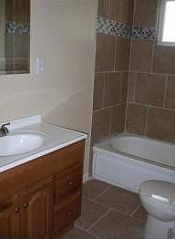 4th image of 60 Manley Ct