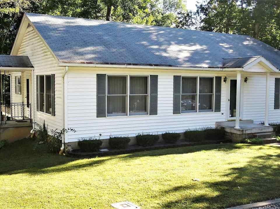1st image of 410 Grays Hillview Dr