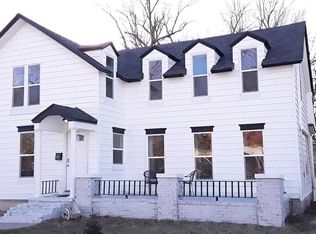 514 S Washington Ave, Iola, KS 66749