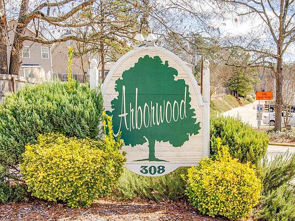 3rd image of 308 Percival Rd APT 2005