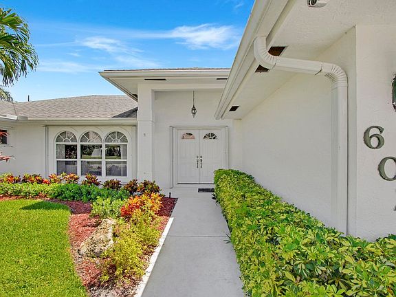 3rd image of 602 N Cypress Dr