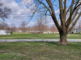 512 W Union St, Vandalia, MO 63382
