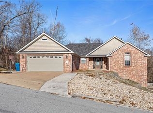 15 Elizabeth Dr, Bella Vista, AR 72715