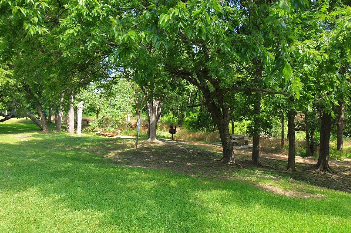 Crystal Creek — Photo 2