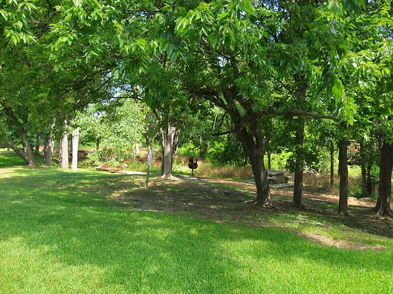 Crystal Creek — Photo 2