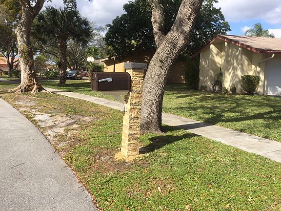 4th image of 5132 SW 104th Ave