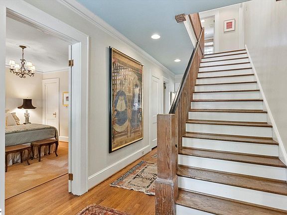 5th image of 213 Camille Ave