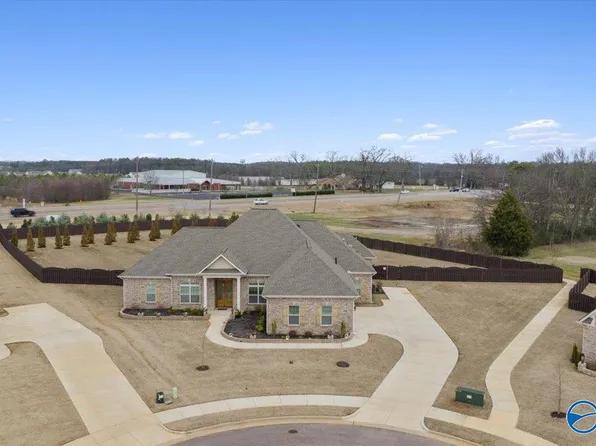 20657 Lakewood Dr, Athens, AL 35611