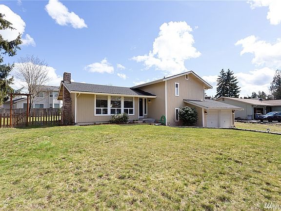 2nd image of 13221 106th Avenue Ct E