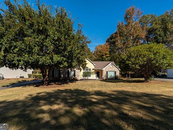 4th image of 727 Eight Point Ct