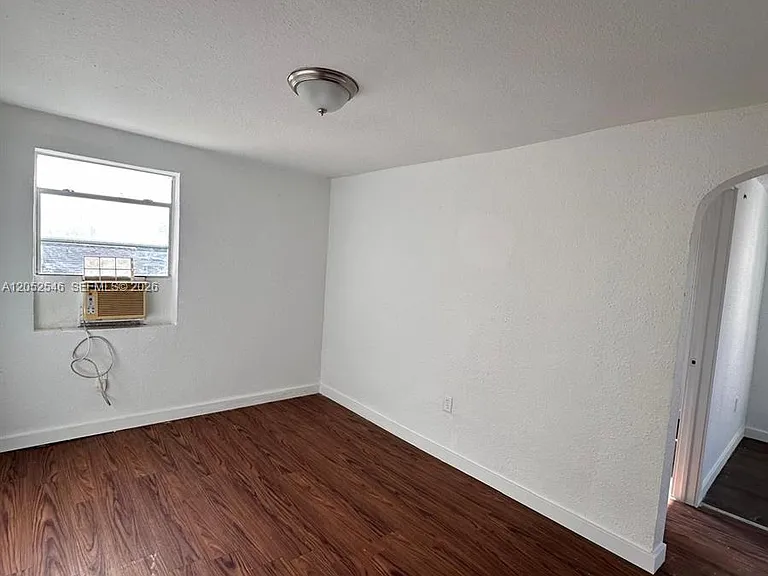 3660 NW 20th Ave #4 — Photo 4