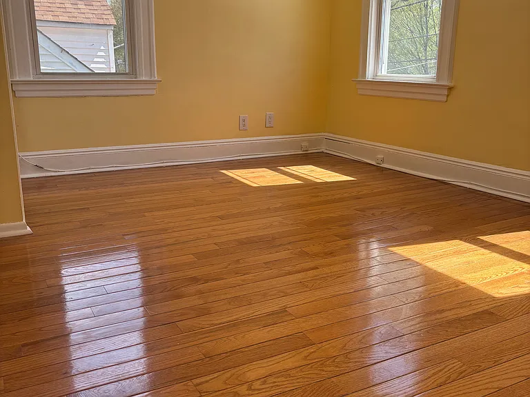 295 Pine St — Photo 6