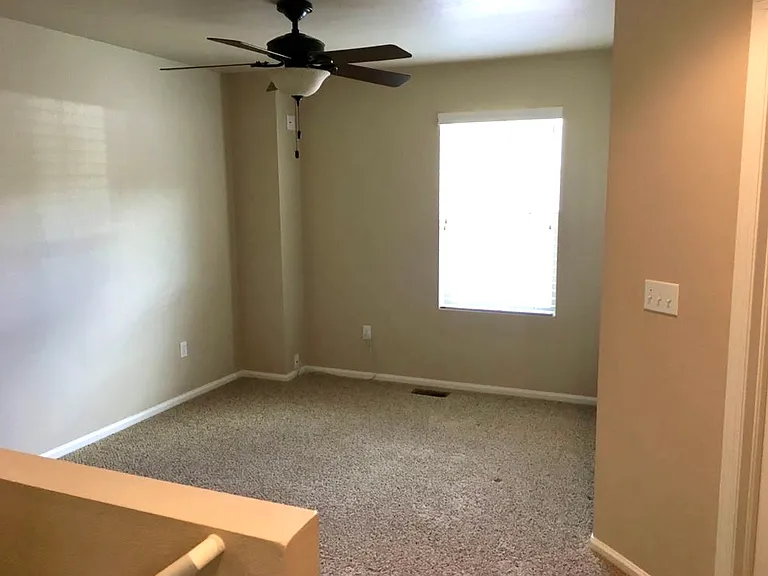 10300 Bellwether Ln — Photo 9
