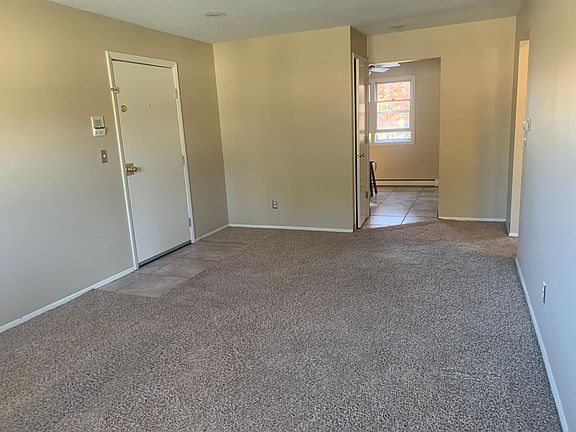 5th image of 695 Cook Ave #4