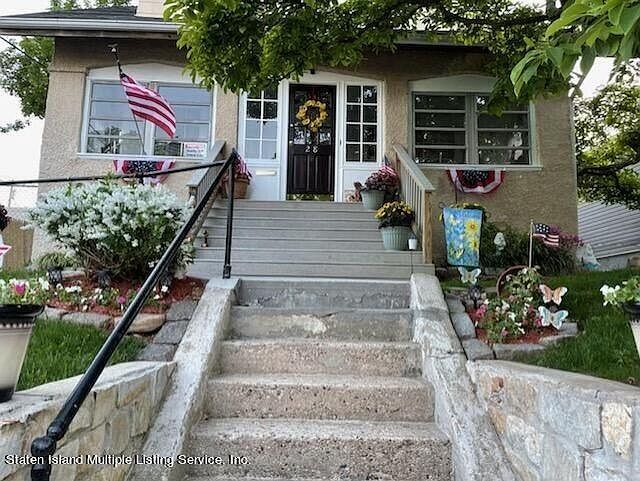 1st image of 28 James Pl