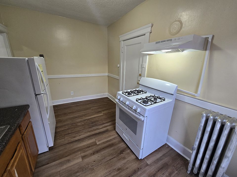 1st image of 5 Diamond St #5A
