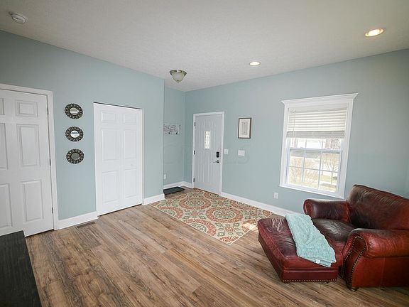 3rd image of 1693 La Costa Dr