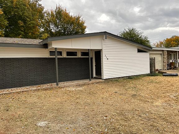 2nd image of 110 Redwood Ln