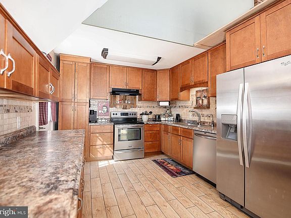 4th image of 49 Woodvale Rd