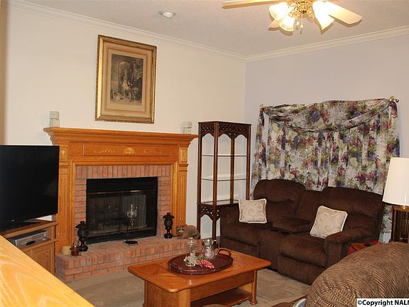 2nd image of 2607 Spicewood Trl NE
