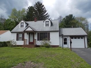 1776 Devendorf Rd, Schenectady, NY 12303