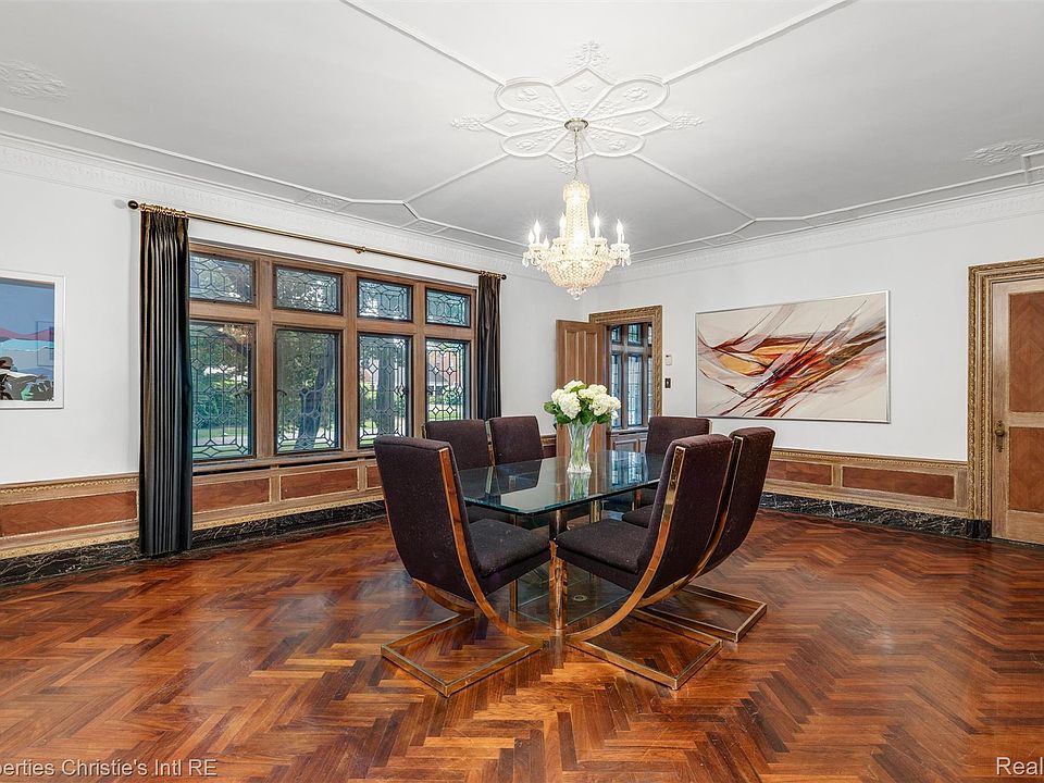 16th image of this home