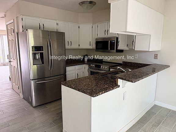 2nd image of 2626 E Nichols Cir