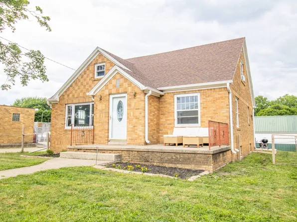 709 Webb St, Boyden, IA 51234