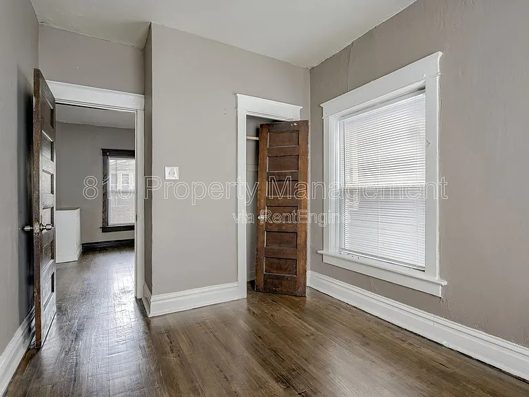 3233 Charlotte St #2S — Photo 12