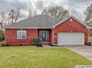 116 Red Sunset Cir, Owens X Rds, AL 35763